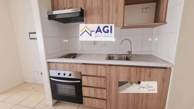 Arriendo de Departamento en Estación Central, Metro ecuador (bc1816)
