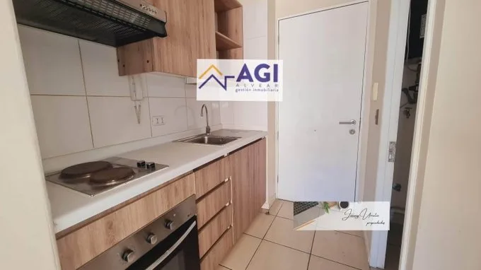Arriendo de Departamento en Estación Central, Metro ecuador (bc1816)