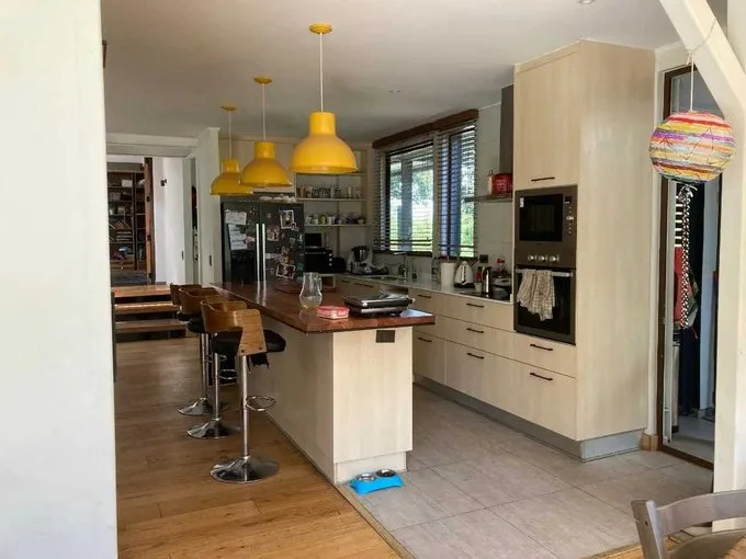 Arriendo de Casa en La Reina, Espectacular casa, áreas verdes, condominio (94927)
