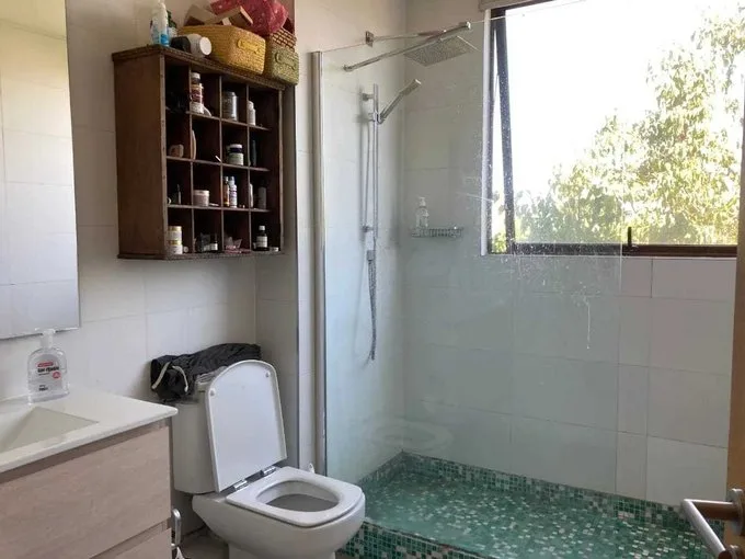 Arriendo de Casa en La Reina, Espectacular casa, áreas verdes, condominio (94927)