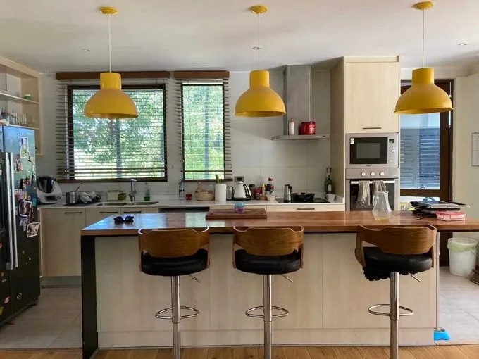 Arriendo de Casa en La Reina, Espectacular casa, áreas verdes, condominio (94927)