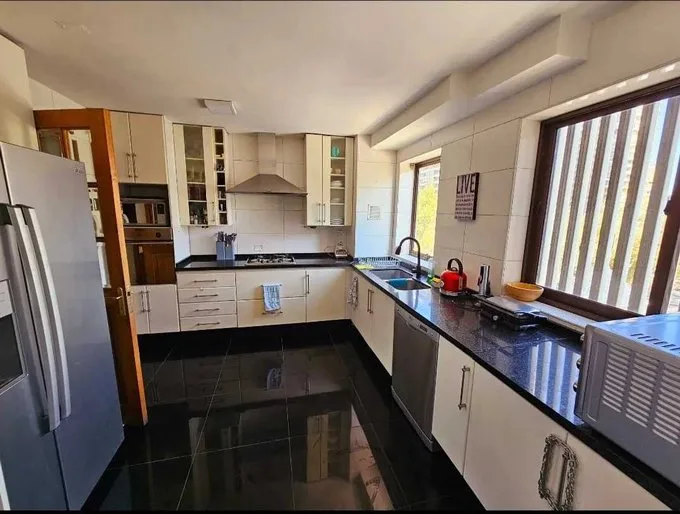 Arriendo de Departamento en Las Condes, Espectacular departamento amoblado (102272)
