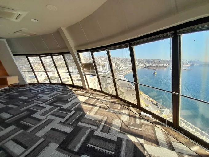 Arriendo de Oficina en Valparaíso, La mejor vista al mar desde pisos 21 y 22 (127550)