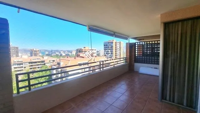 Arriendo de Departamento en Vitacura, Luis carrera/Las Hualtatas