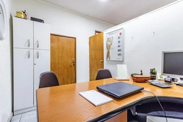 Arriendo de Local Comercial en Las Condes, Clínica// policlínico