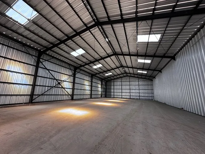 Arriendo de Terreno Industrial en Lampa, A estrenar!!! galpón de 600 mts2 (100688)
