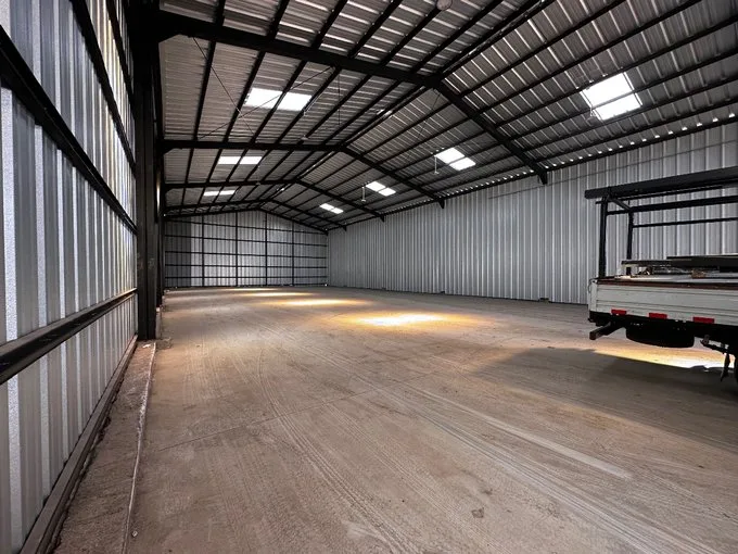 Arriendo de Terreno Industrial en Lampa, A estrenar!!! galpón de 600 mts2 (100688)