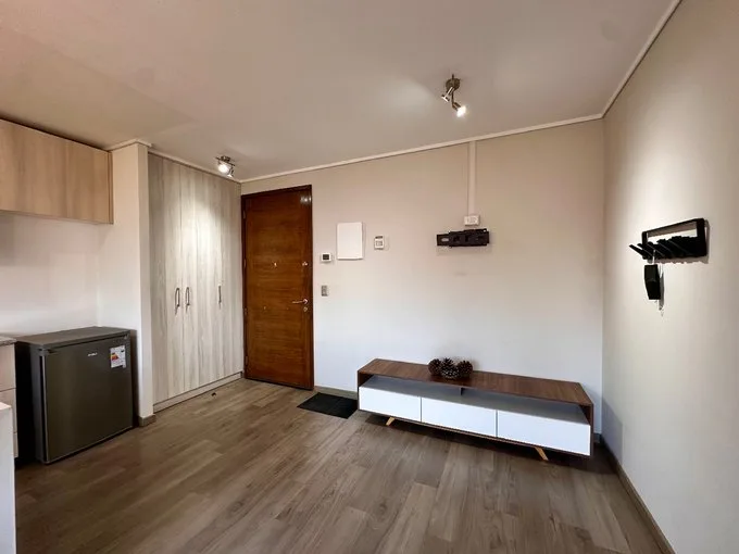 Arriendo de Departamento en Lo Barnechea, Departamentos frente a Portal La Dehesa (84426)