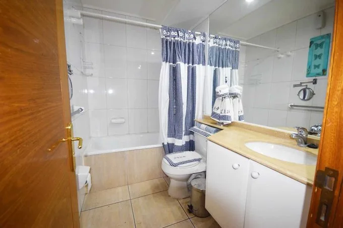 Arriendo de Departamento en Las Condes, Departamento Escuela Militar 3d 3b 1e 140m2 (129728)
