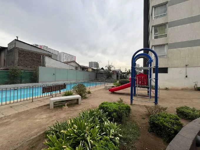 Arriendo de Departamento en Independencia, Arriendo Metro Hospitales 2d 1b 44m2 (126063)