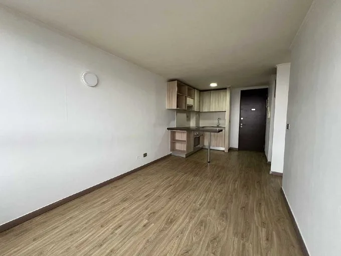 Arriendo de Departamento en Independencia, Arriendo Metro Hospitales 2d 1b 44m2 (126063)