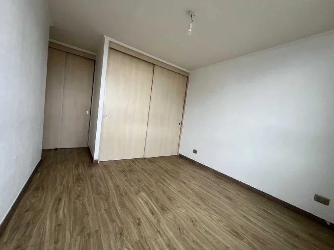 Arriendo de Departamento en Independencia, Arriendo Metro Hospitales 2d 1b 44m2 (126063)