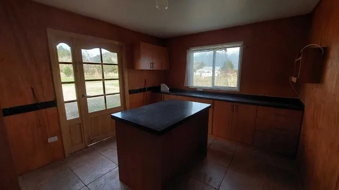Arriendo de Casa en Aysén, Amplia casa en parcela en Pangal Bajo – Aysén (126866)