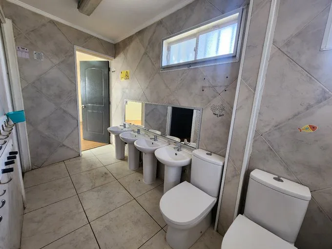 Arriendo de Local Comercial en Rancagua, Mujica 0229