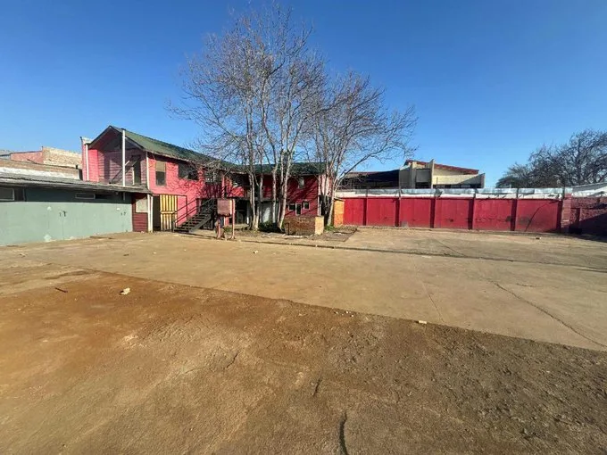 Arriendo de Bodega en Quinta Normal, Catedral 4475