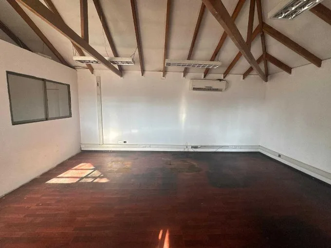 Arriendo de Terreno Industrial en Quinta Normal, Amplia propiedad industrial en arriendo (118024)