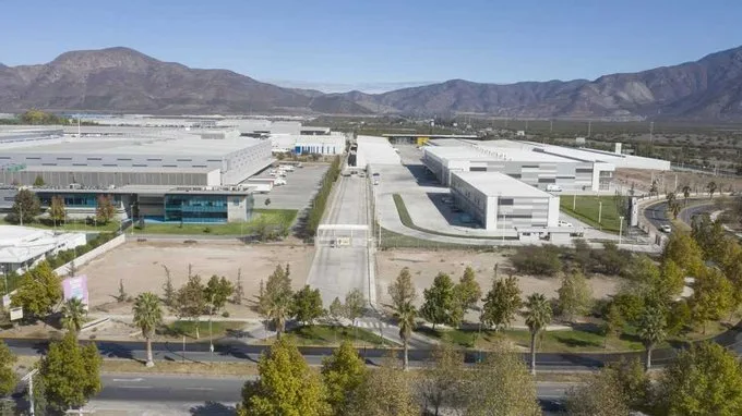 Arriendo de Bodega en Pudahuel, Amplios patios de maniobra, opción oficinas