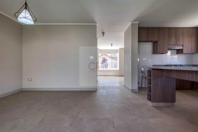 Arriendo de Casa en Lampa, Se arrienda gran casa de 3D-2B Estacionamient