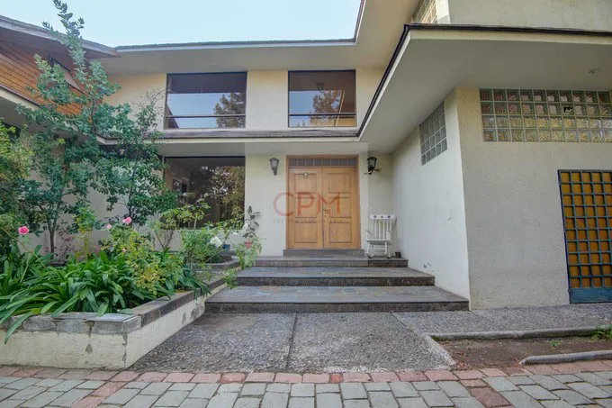 Arriendo de Casa en Lo Barnechea, Hermosa casa en arriendo en La Dehesa,