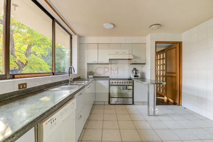 Arriendo de Casa en Lo Barnechea, Hermosa casa en arriendo en La Dehesa,