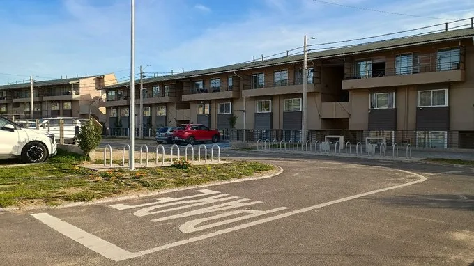 Arriendo de Departamento en Villa Alemana, Departamento 2D+2B con estacionamiento y terr