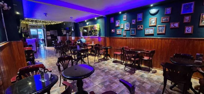 Arriendo de Local Comercial en Calama, Arriendo Restaurante Funcionando Central