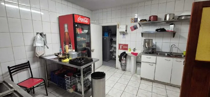 Arriendo de Local Comercial en Calama, Arriendo Restaurante Funcionando Central