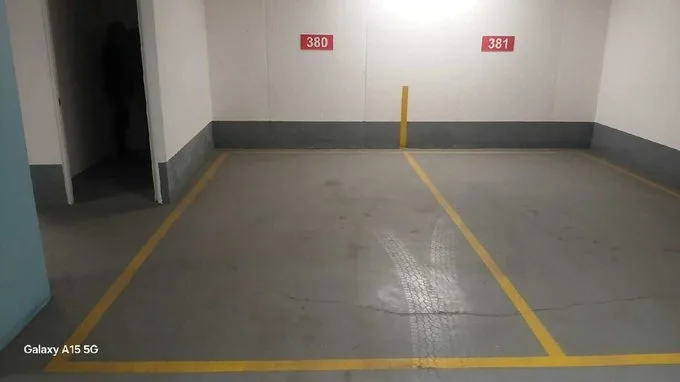 Arriendo de Local Comercial en Las Condes, Arrienda amplio Local Comercial + Baño/Estac.