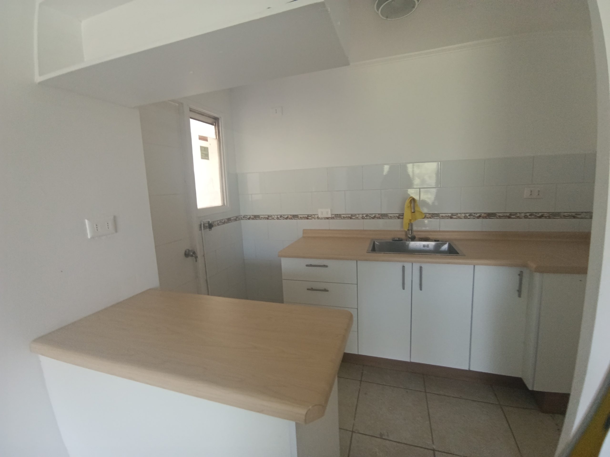 Arriendo depto en San Felipe recién remodelado 3D 1B B, incluye estacionamiento y GGCC