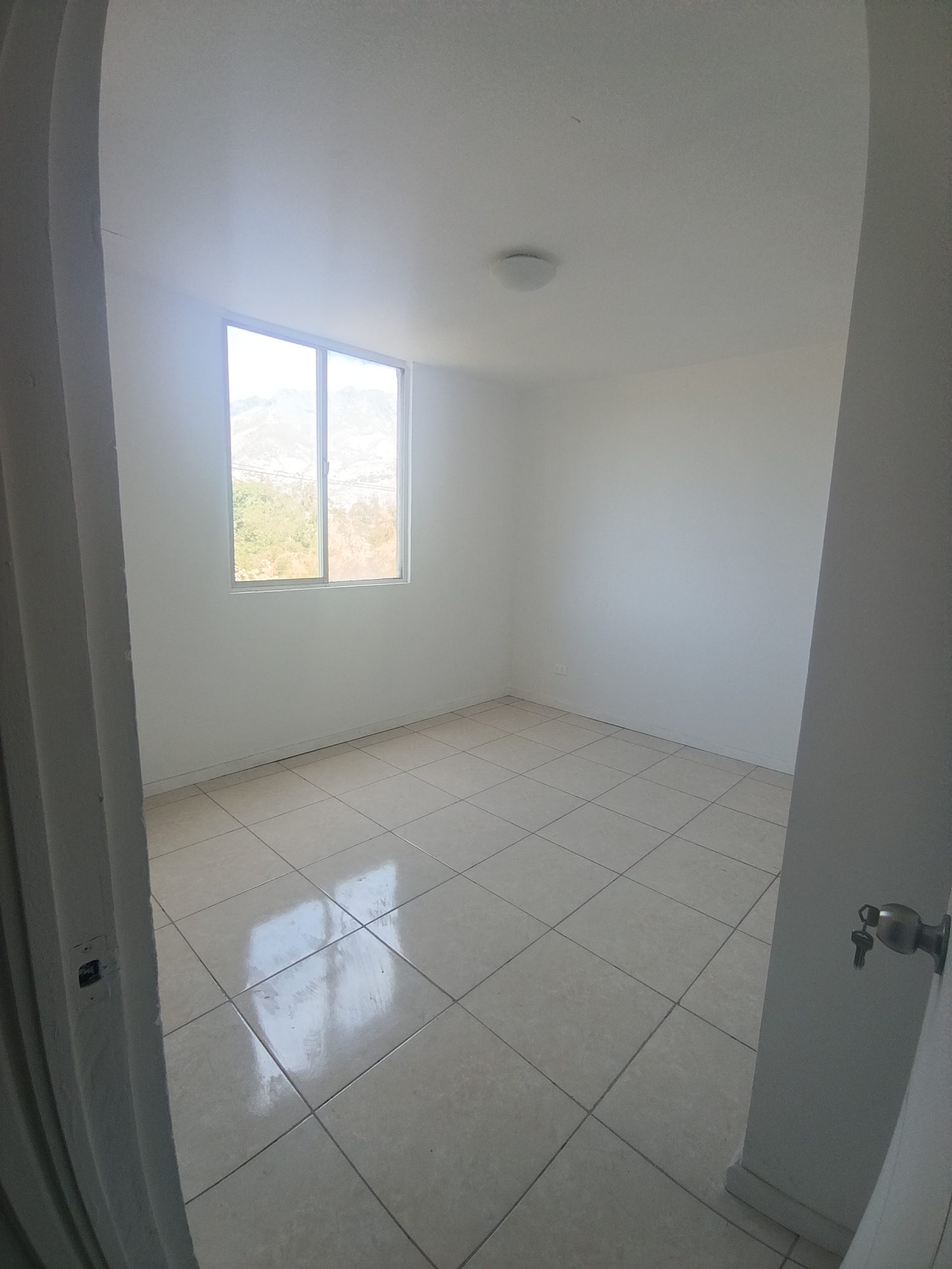 Arriendo depto en San Felipe recién remodelado 3D 1B B, incluye estacionamiento y GGCC