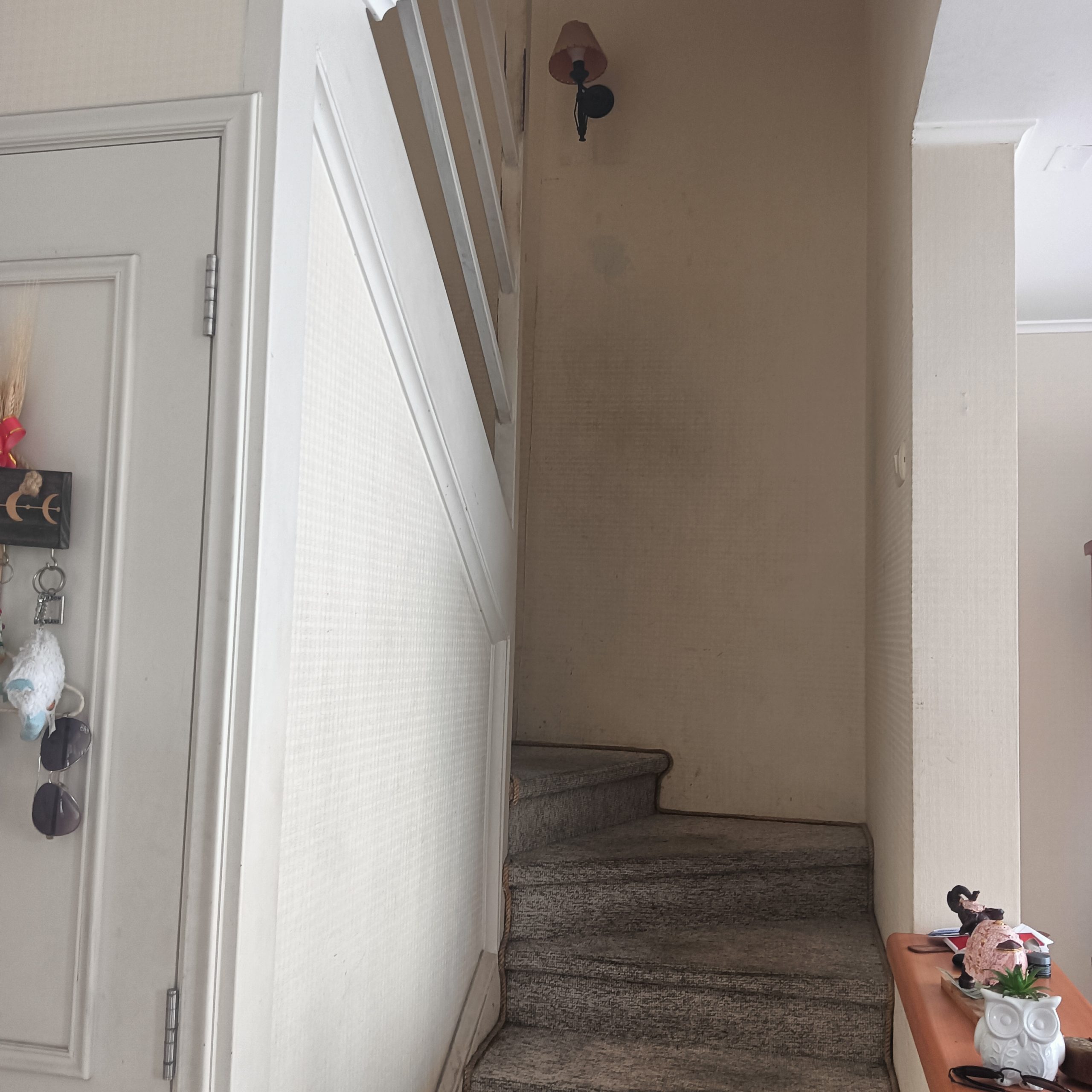 Se arrienda hermosa casa en condominio, directo, 3d, 2b y medio, 2 estacionamientos, seguridad 24/7