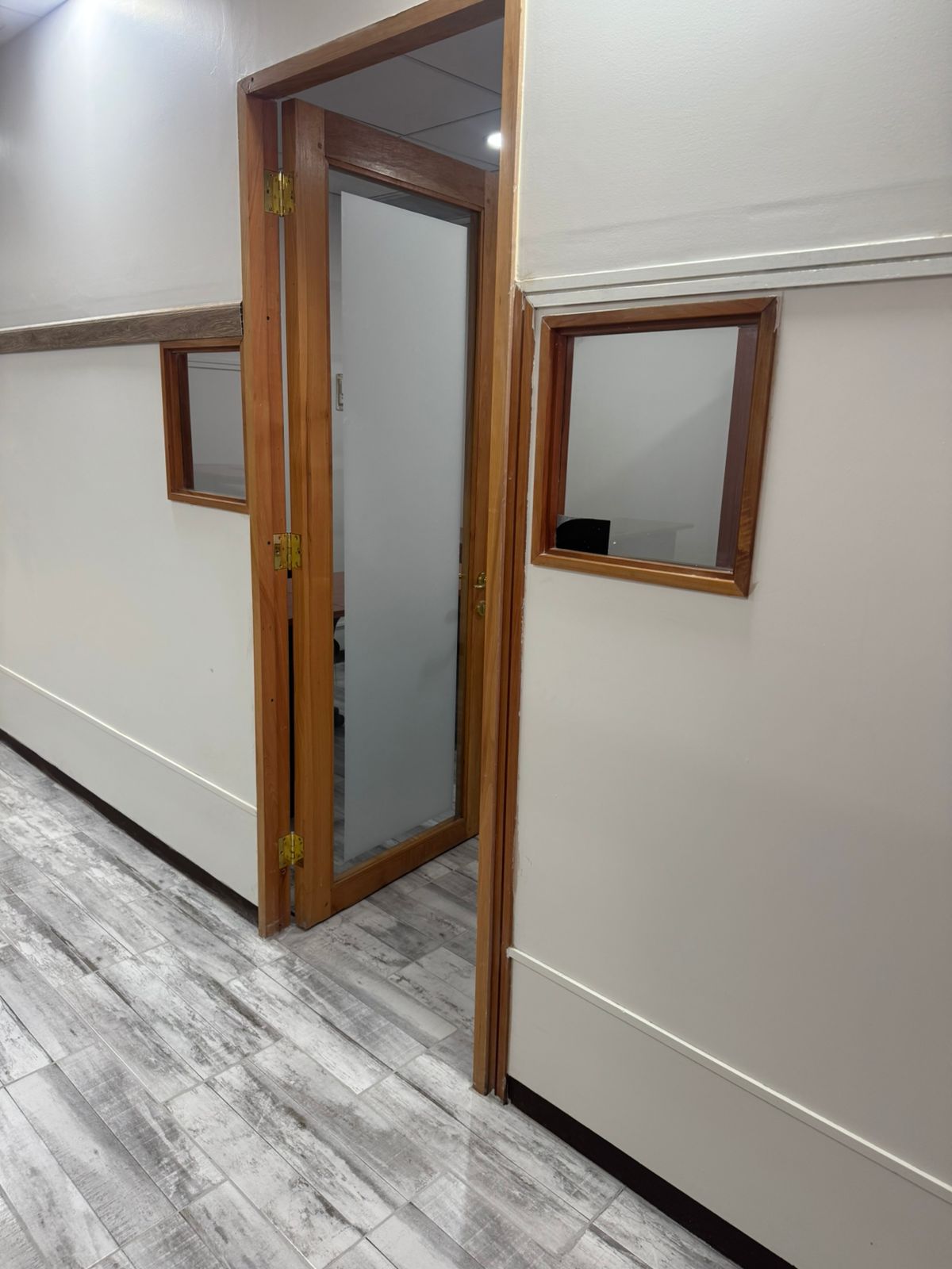 Gran Oficina amoblada en arriendo