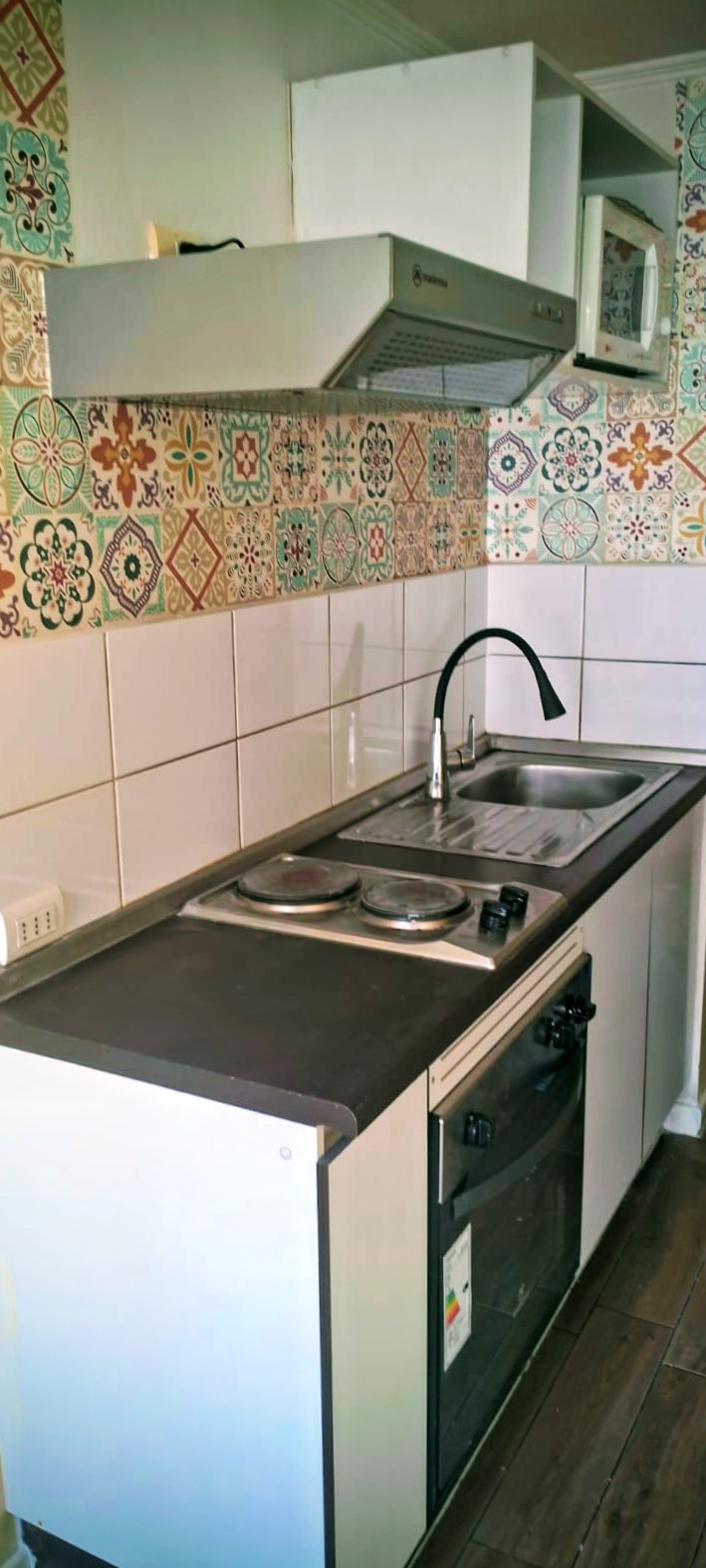 Arriendo pieza en departamento interior