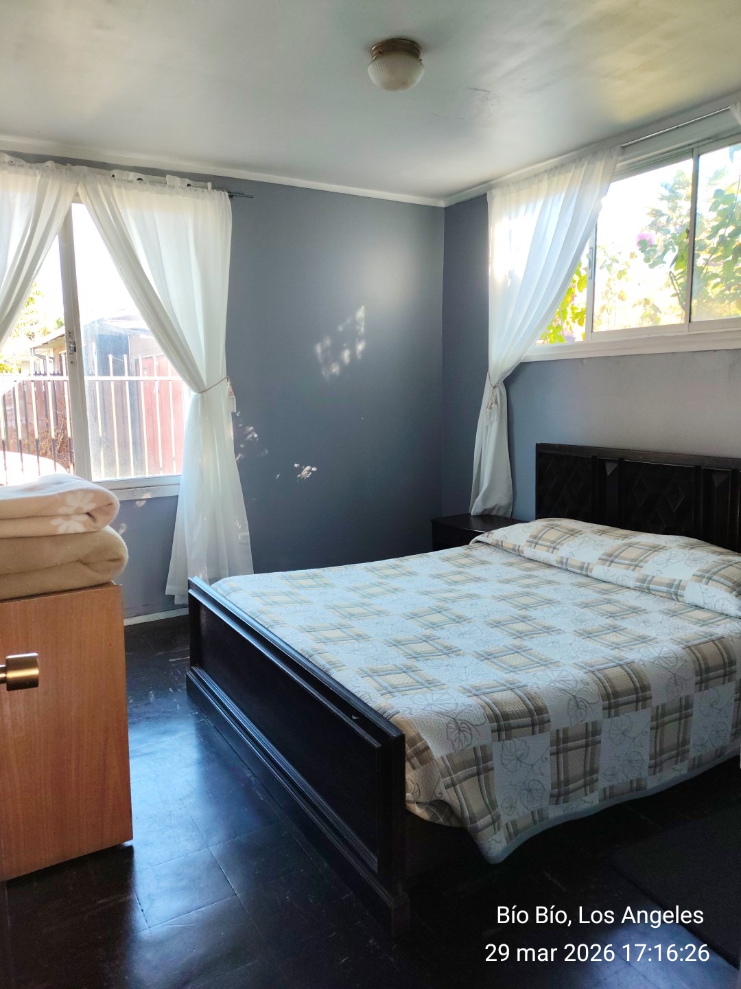 Arriendo segundo piso para oficina, en centro de Cauquenes