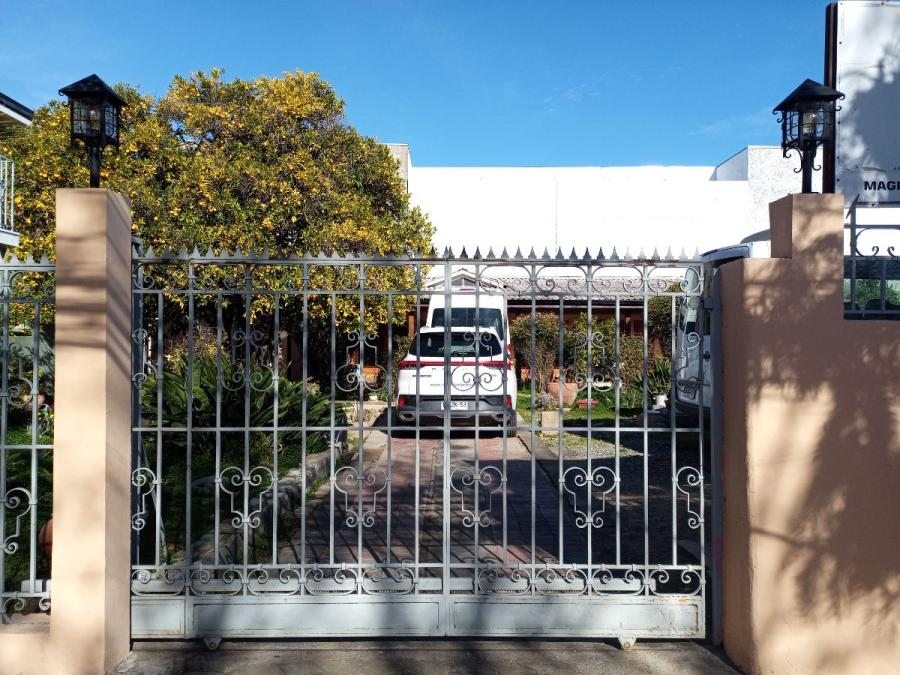 Arriendo edificio en el centro de Cauquenes