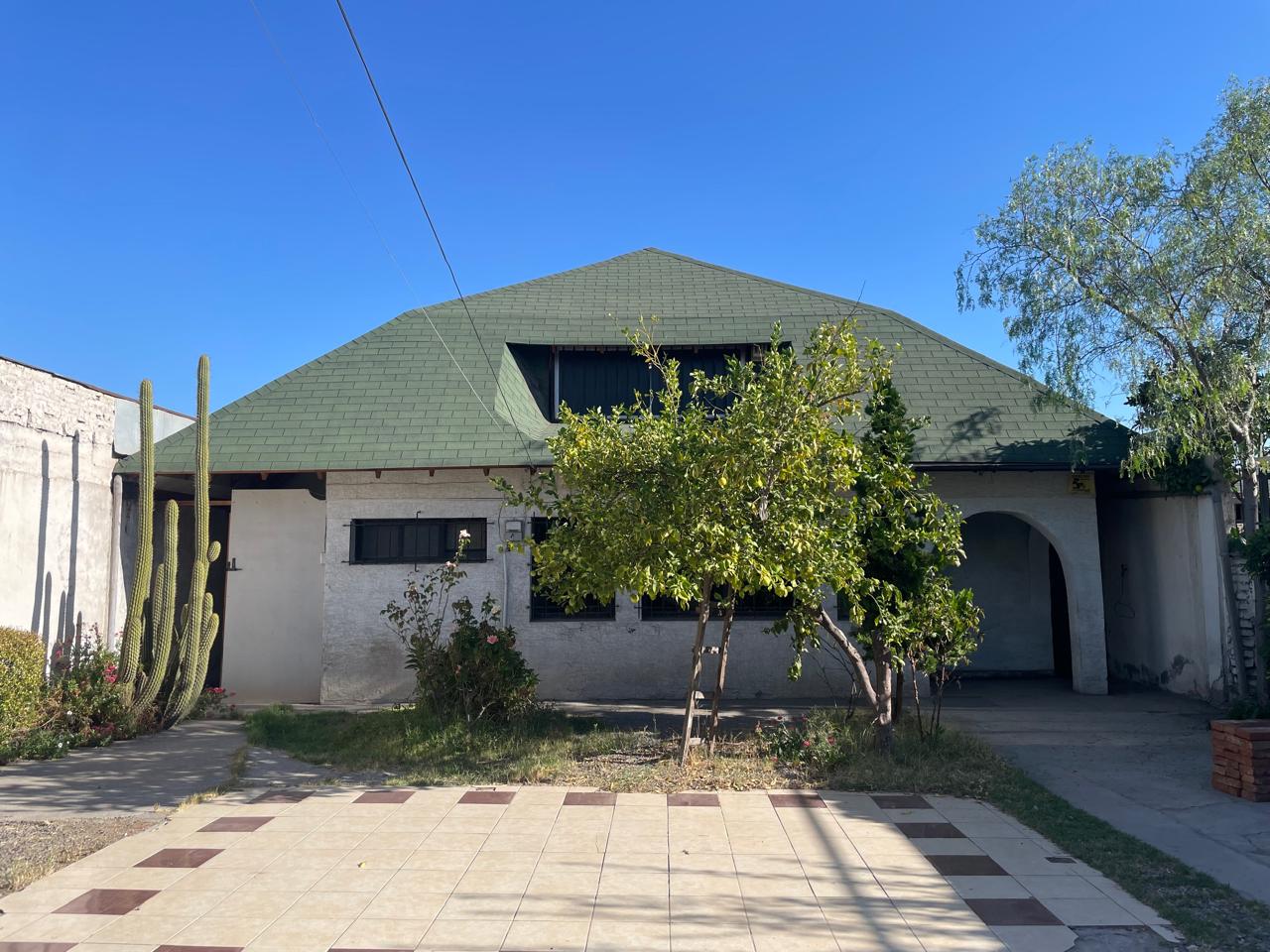 Local comercial en barrio cívico y comercial de La Cisterna