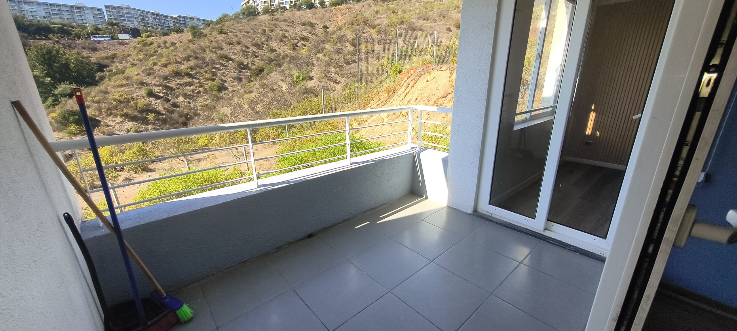 Comodo Depto Remodelado en Agua Santa