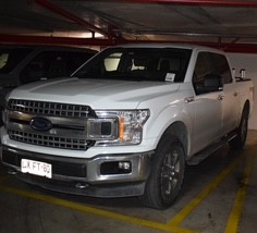 Estacionamiento edificio Parque Oriente