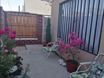 Hermosa casa semi nueva en arriendo