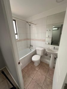 HERMOSA Y COMODA CASA EN CONDOMINIO LAS FLORES EN CIUDAD DE LOS VALLES. CON AIRE ACONDICIONADO.