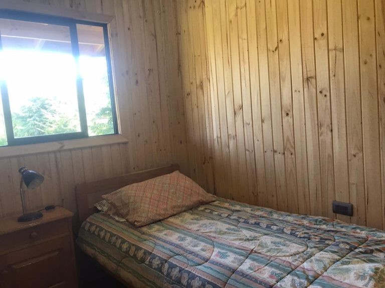 ARRIENDO CASA EN HUELLAHUE A 5KM DE PANGUIPULLI