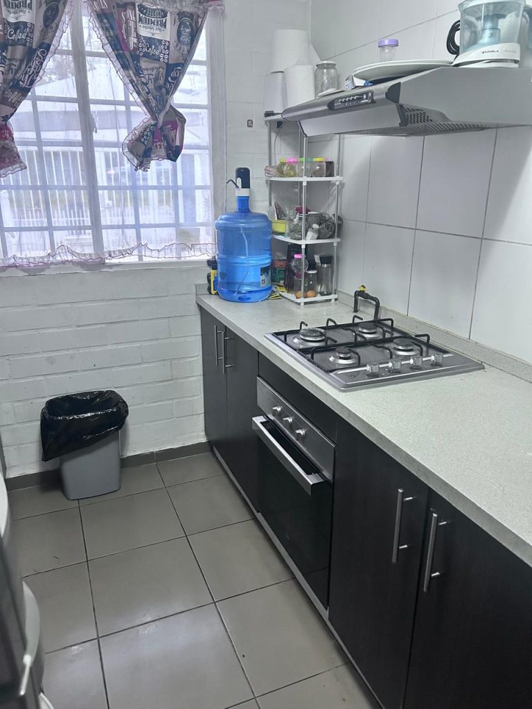 Casa 3D 2B con Amplio Patio en Casas del Valle
