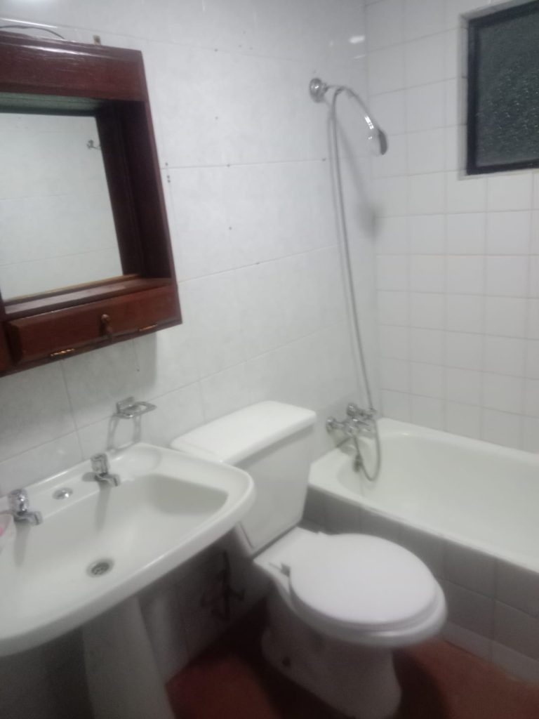 Se arrienda casa en excelente estado