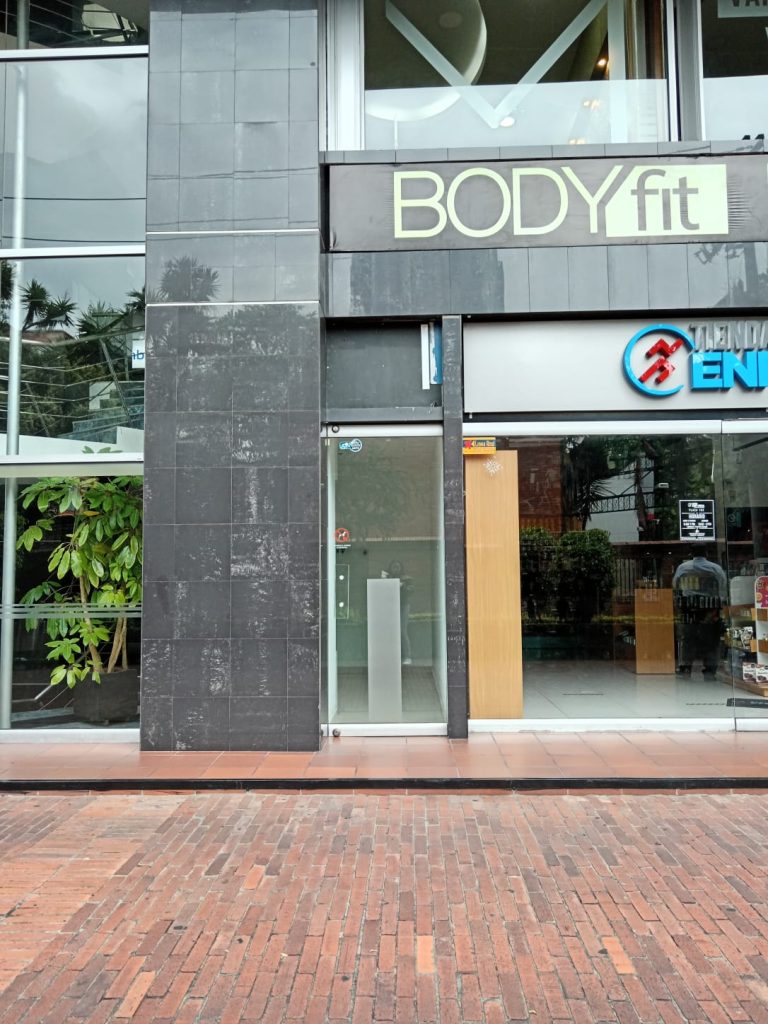 Local Comercial en Arriendo en Centro Empresarial Chicó