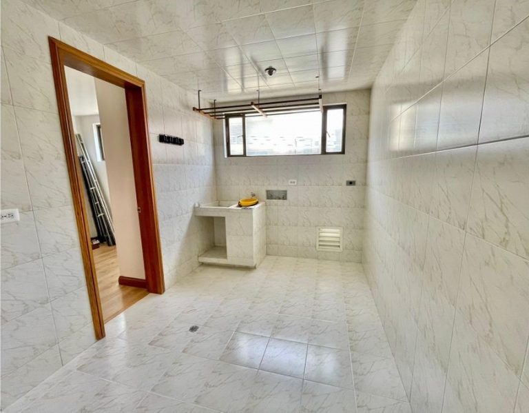 Apartamento en arriendo Santa Barbara Bogota