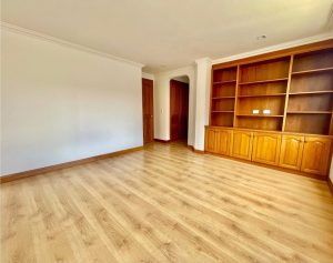 comedor con mueble en barrio santa barbara
