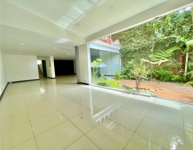 Arriendo Local Santa Barbara