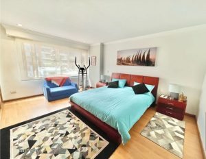 alcoba principal con ventana barrio san patricio