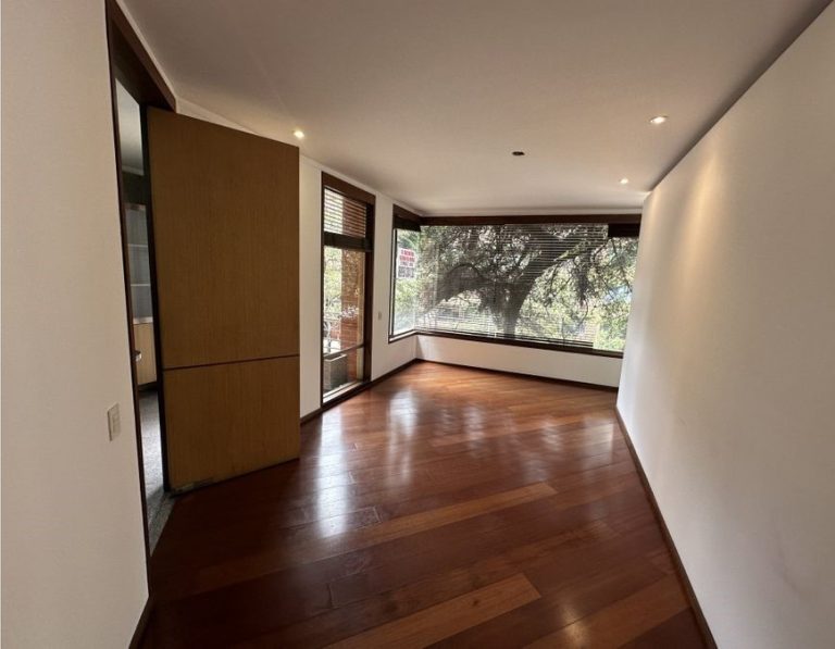 Arrienda hermoso apartamento Chico Reservado