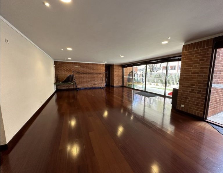 Arrienda hermoso apartamento Chico Reservado